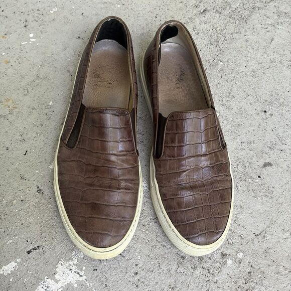 Del Toro embossed leather slippers main image 5